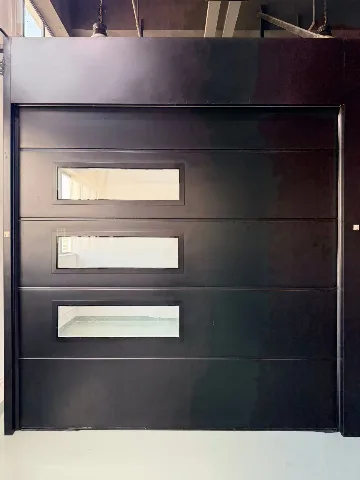 ประตูโรงรถ (Garage Door/ Sectional Door)