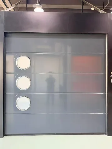 ประตูโรงรถ (Garage Door/ Sectional Door)